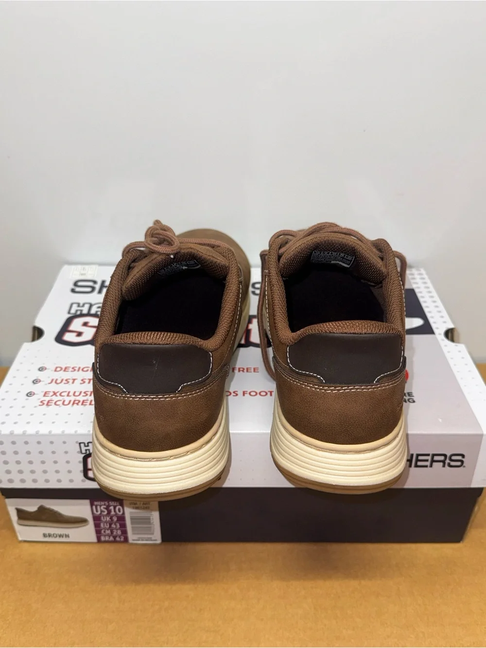 Skechers Men’s Brown Hands Free Swift Fit Casual Shoes. Size 10 - Excellent